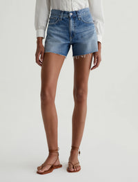 Halle Short