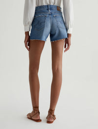 Halle Short