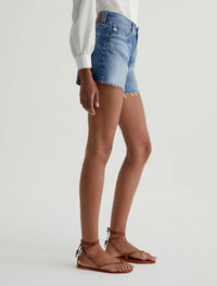 Halle Short
