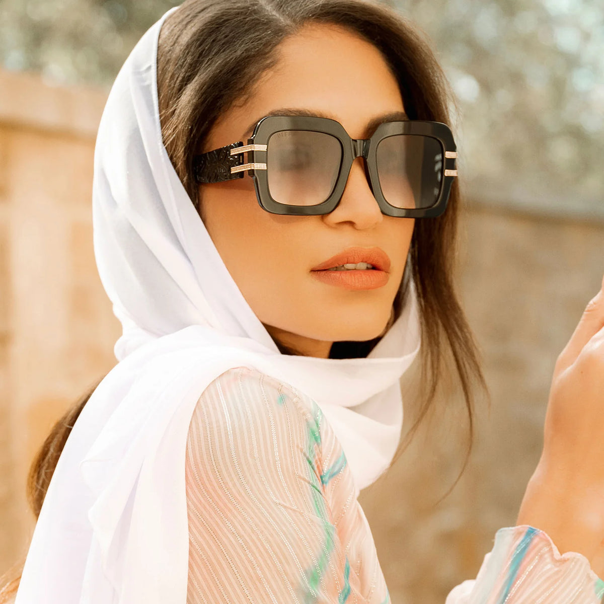 The White Lotus/Tanya