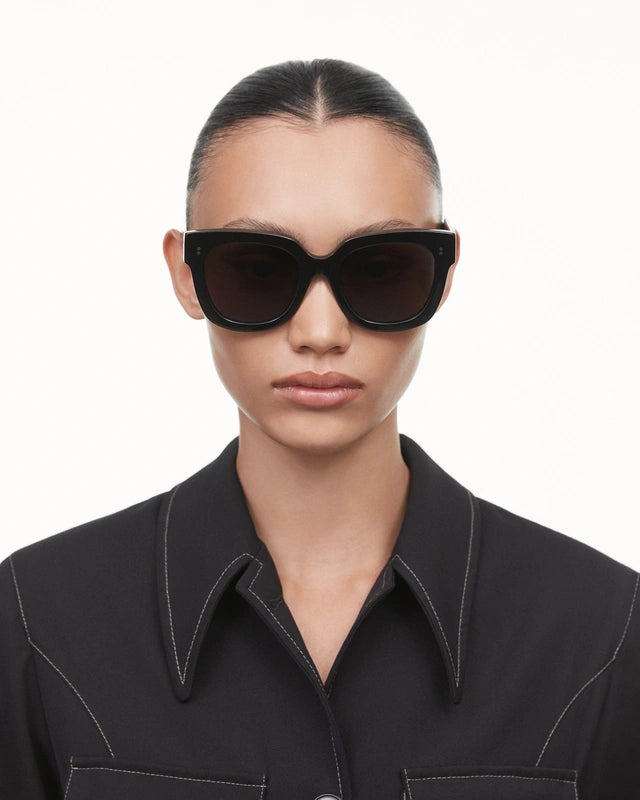 08 Black Sunglasses