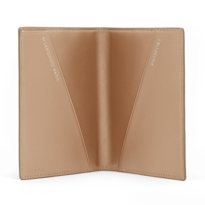 Passport Cover in Panama
