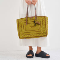 Raffia E/W Bow Tote