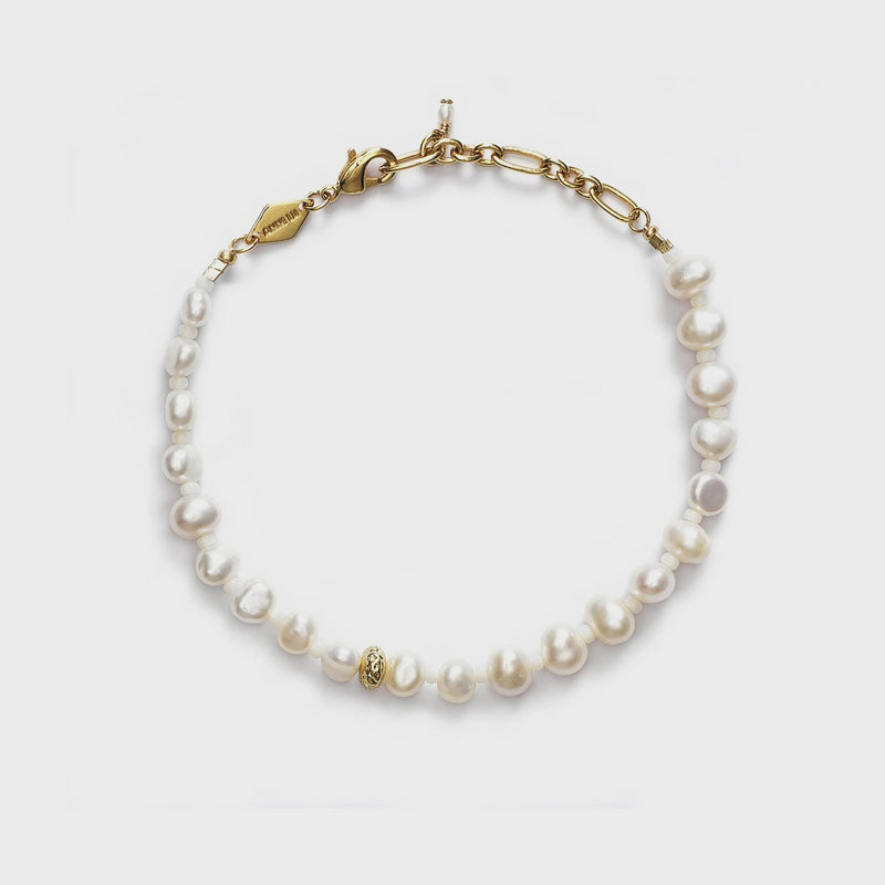 Stellar Pearly Bracelet