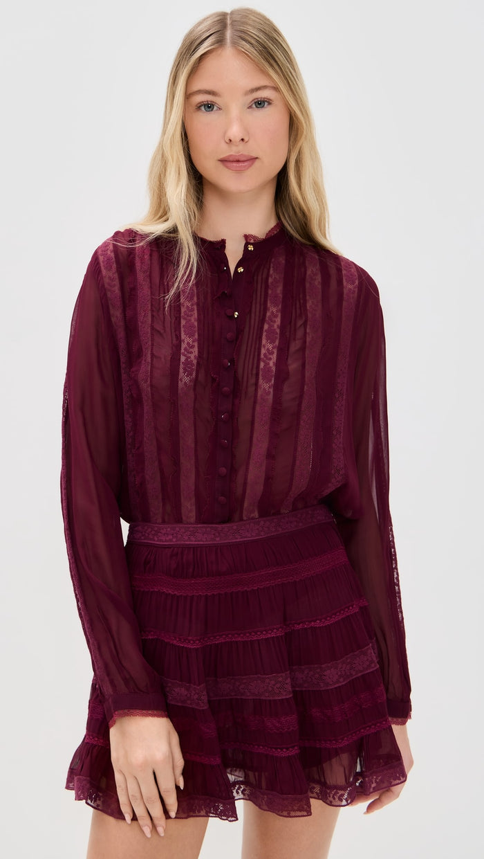 Alvynne Lace Top