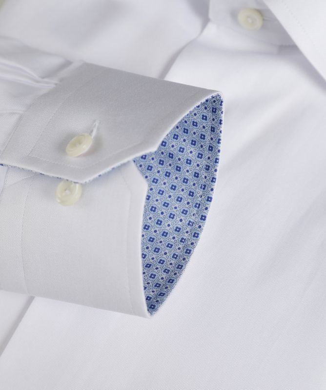 Contemporary Fit Geo Trim Shirt
