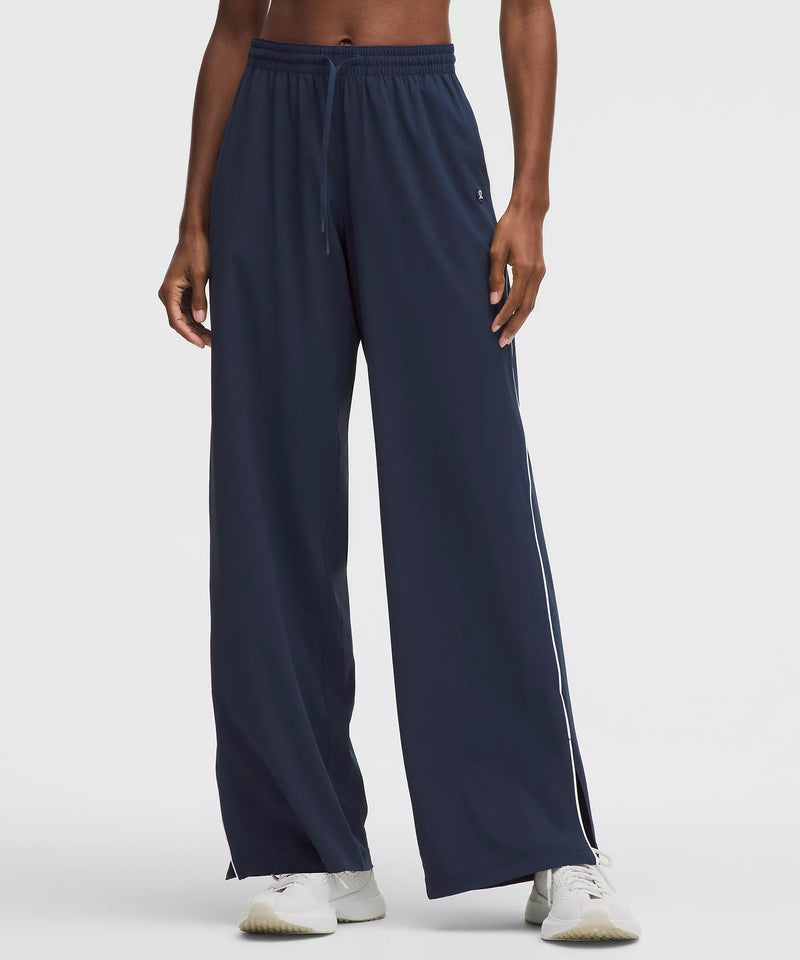 Court Rival Wide-Leg Track Pant Regular Stitched Logo