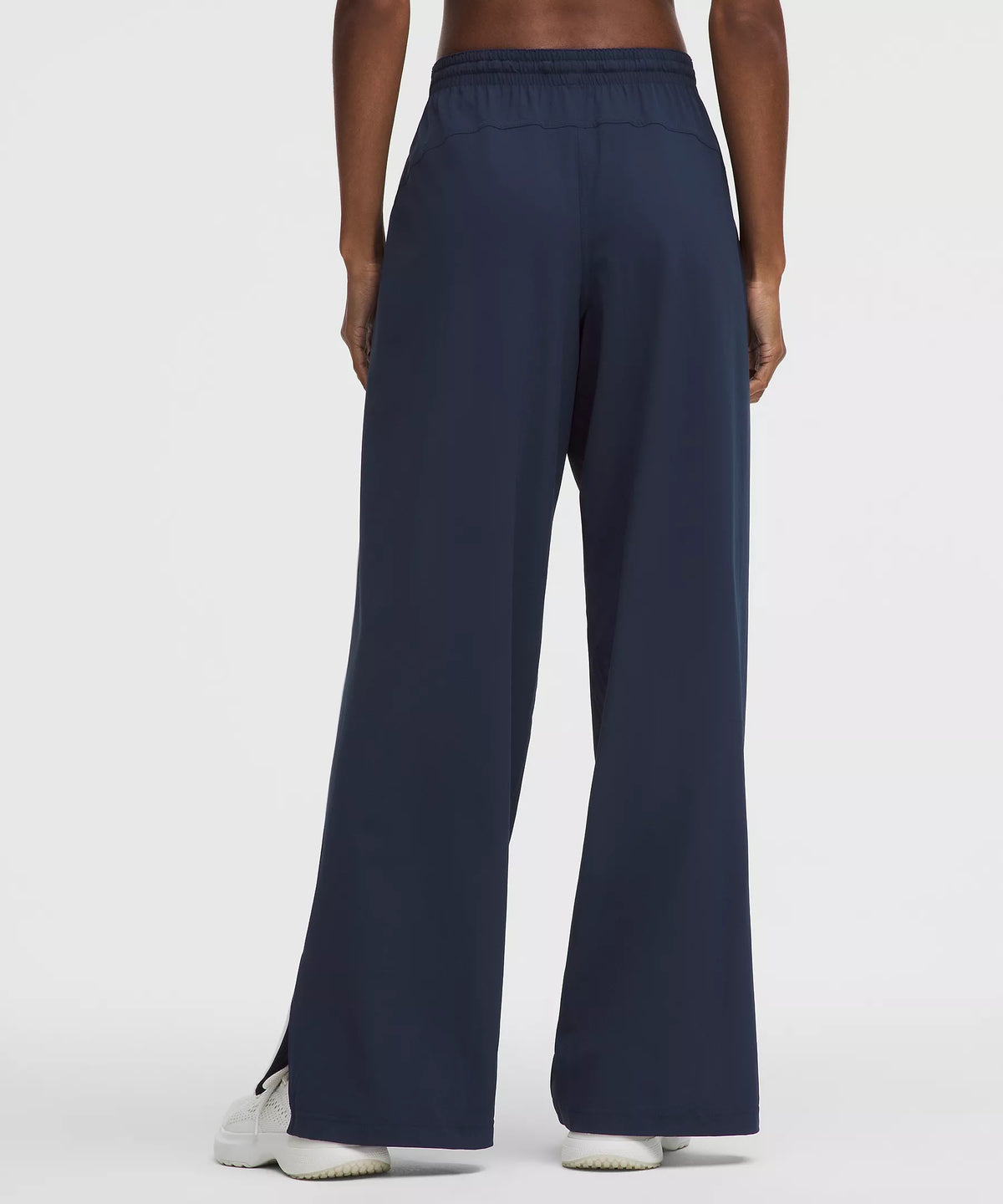 Court Rival Wide-Leg Track Pant Regular Stitched Logo