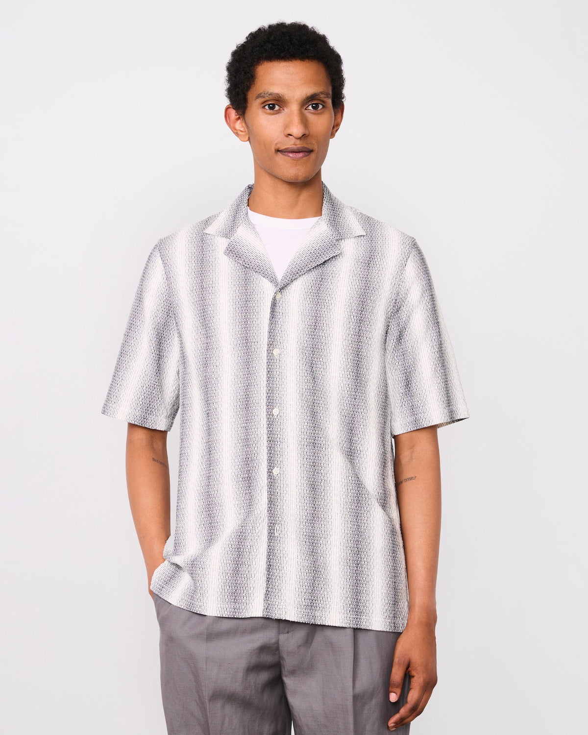 Eren Cut-Thread Shirt