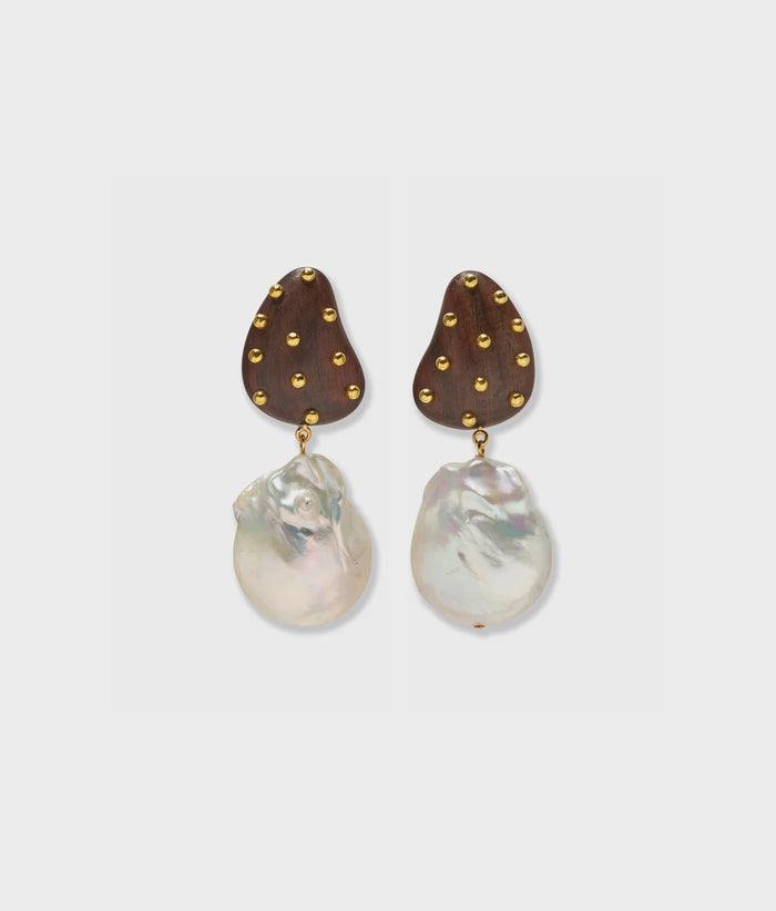 Orbit Earrings in Pearl
