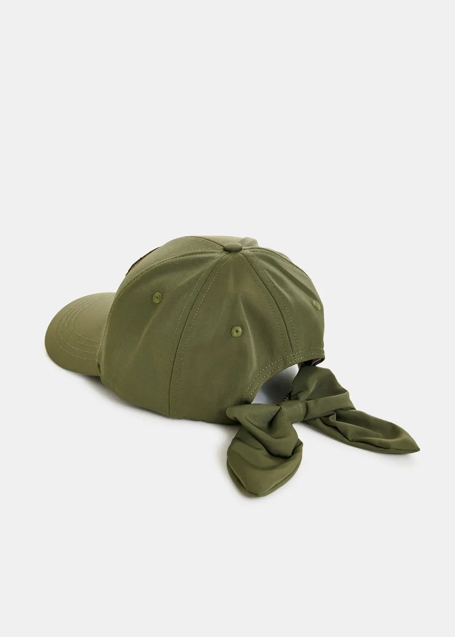 Baseball Cap with Bow Fastening