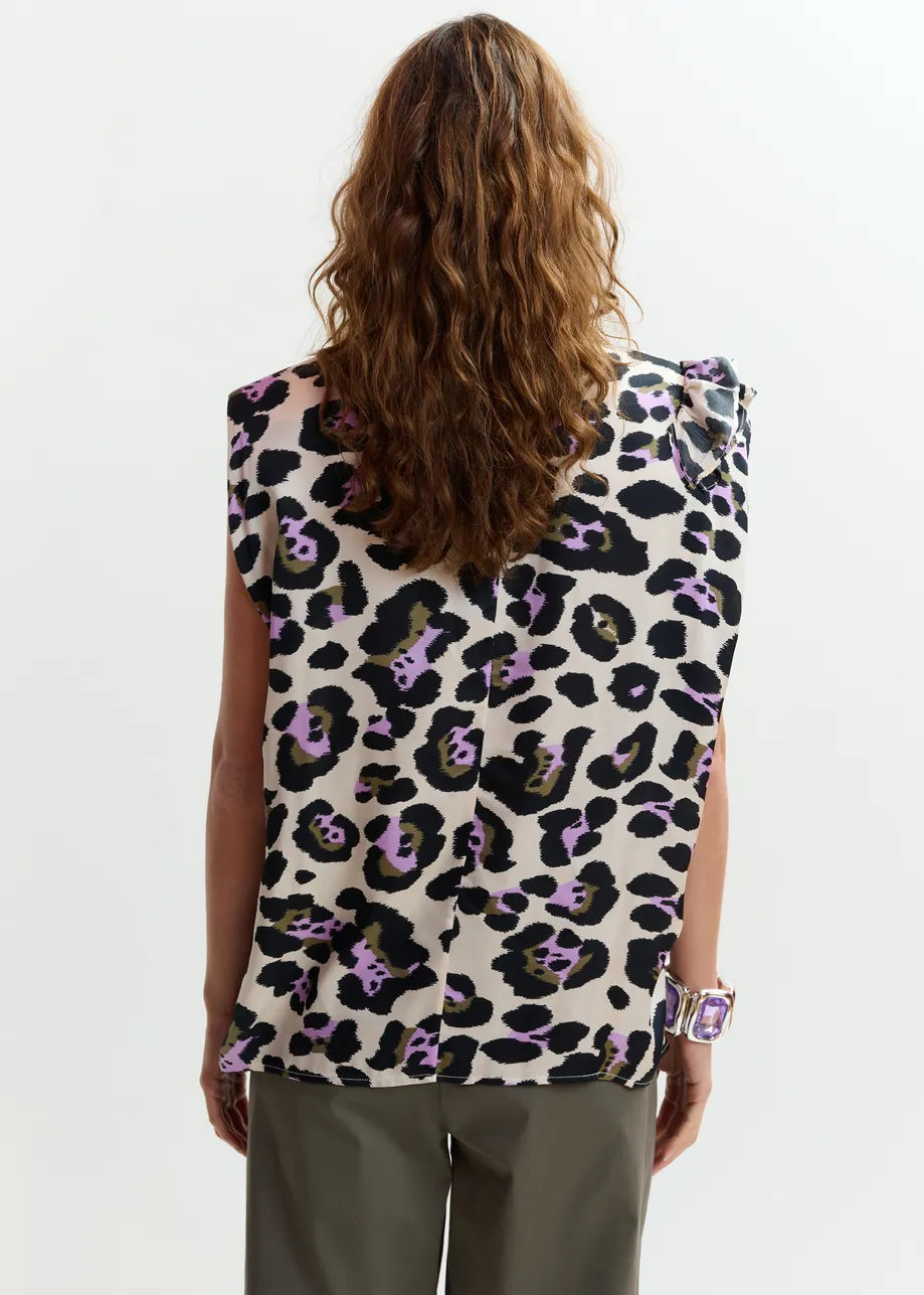 Joey Sleeveless Top