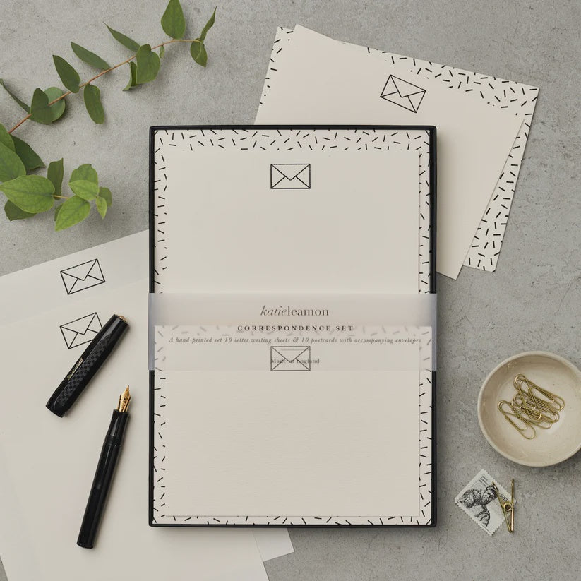 Letter Paper & Notecard Correspondence Set