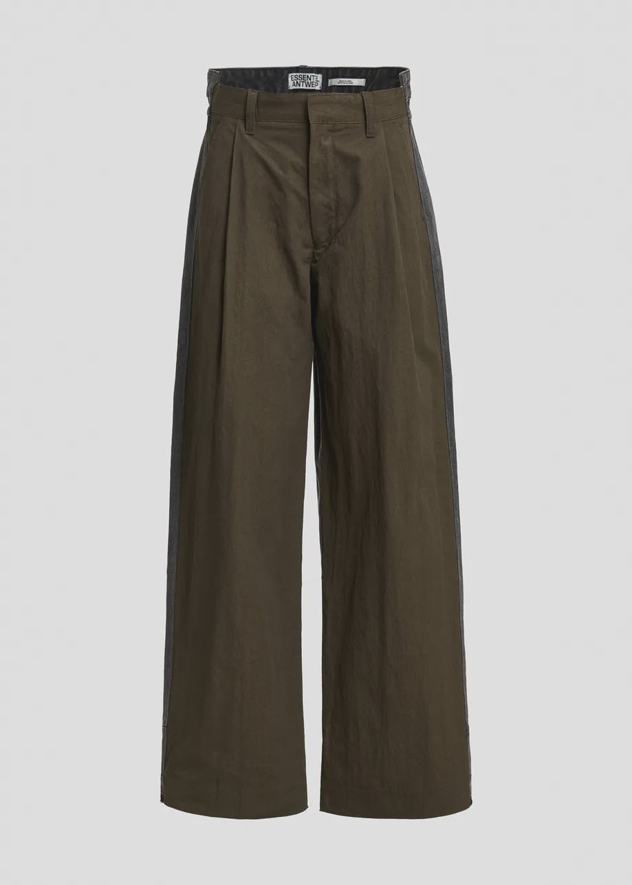 Dual-Fabric Wide-Leg Pants
