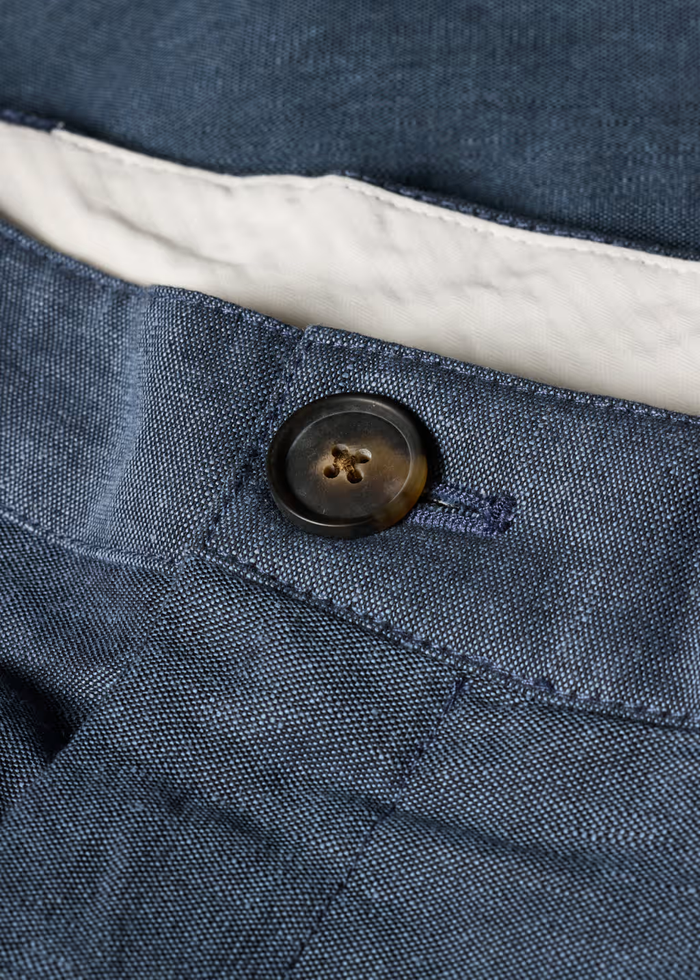 Linen-Cotton Pleated Shorts