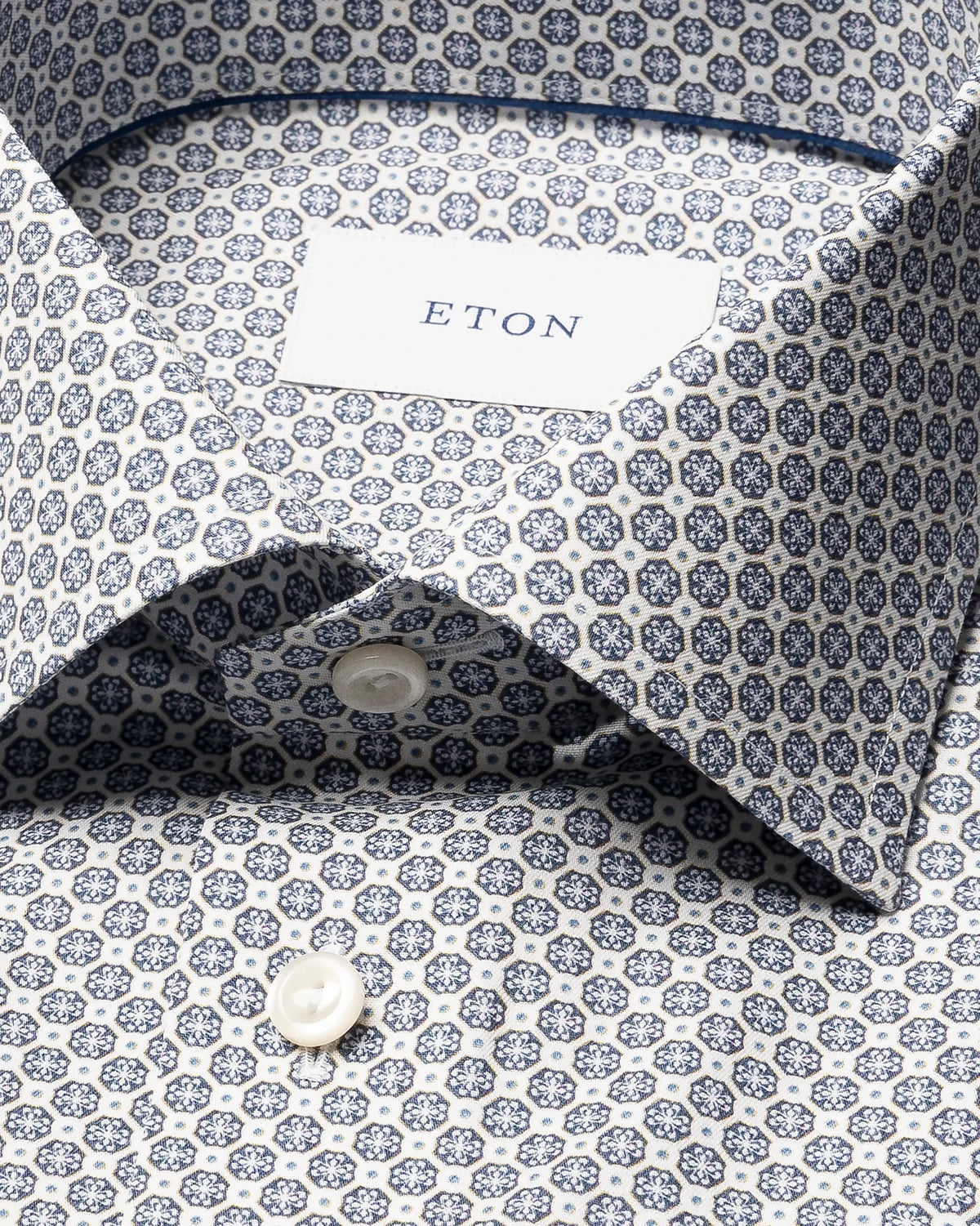Slim Medallion Signature Twill