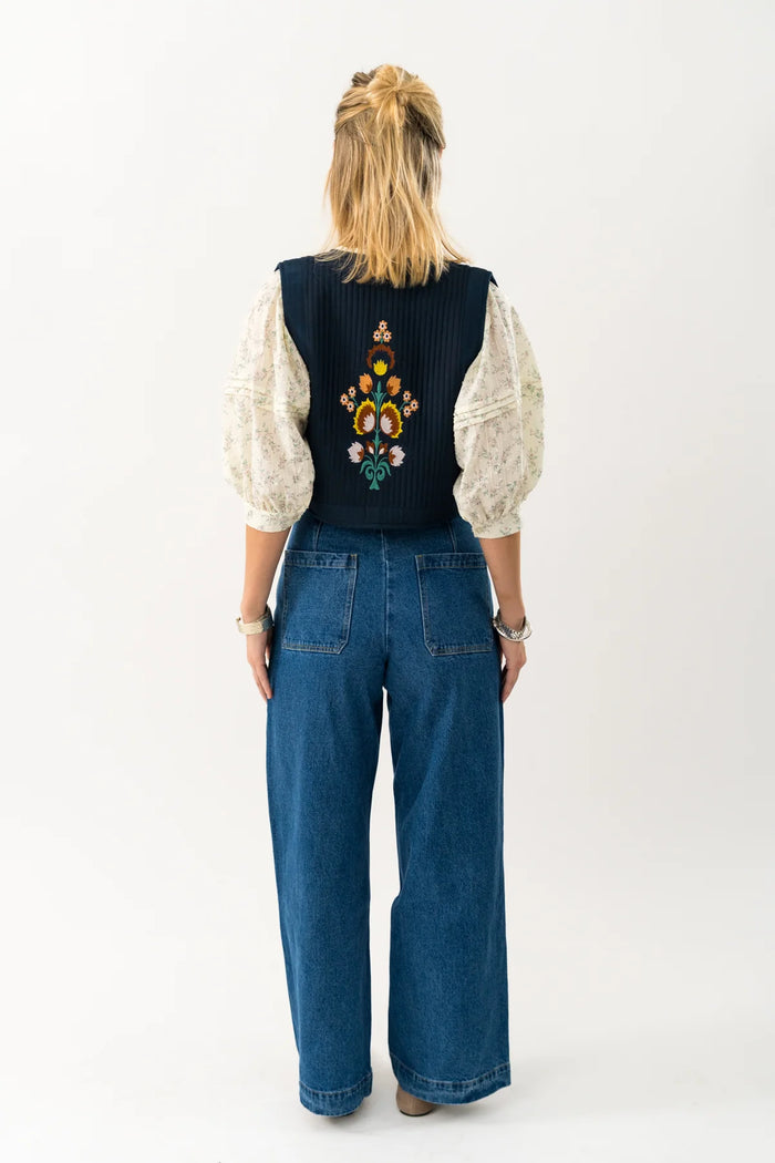 Mist Vest
