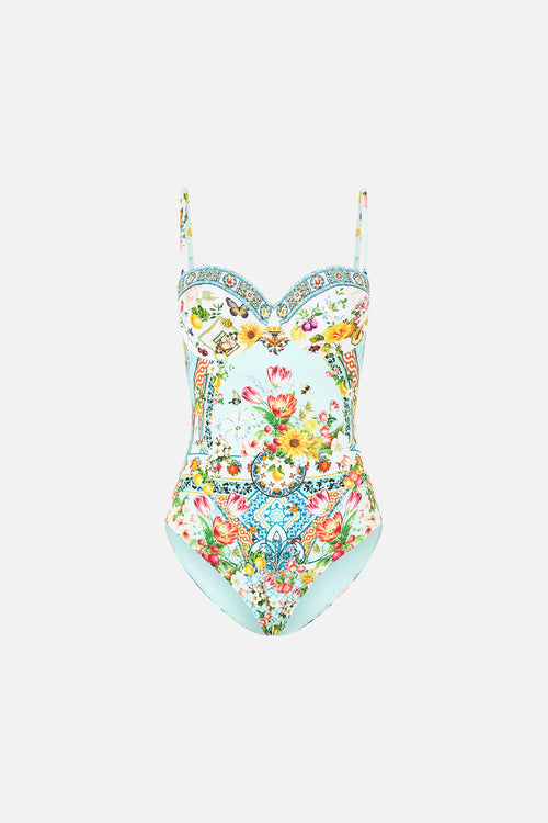 Moulded Cup One Piece