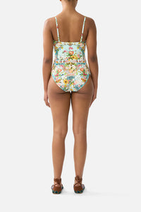 Moulded Cup One Piece