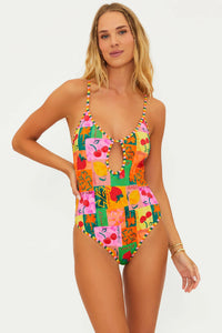 Priscilla One Piece Fruit Market