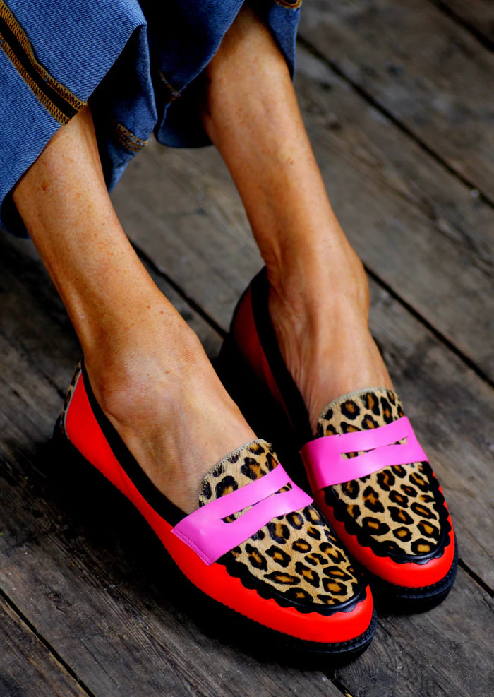 Roarrr Loafers