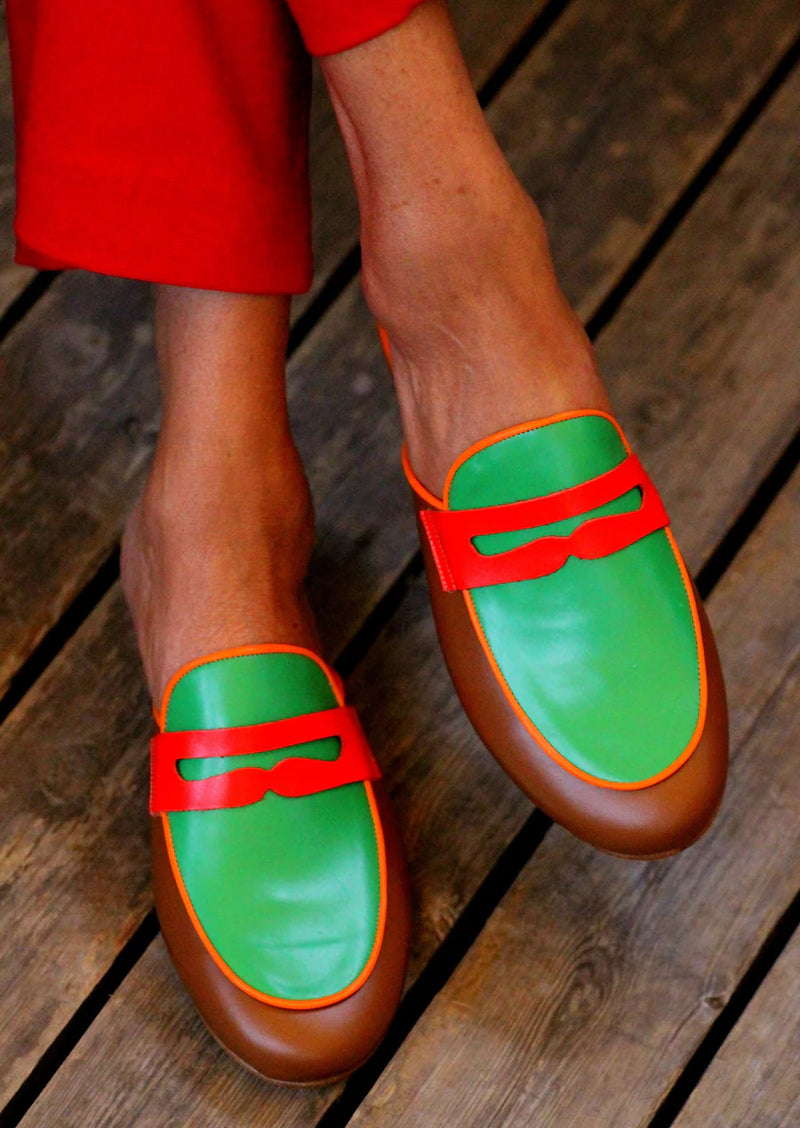 Robin Hood Slide Loafer