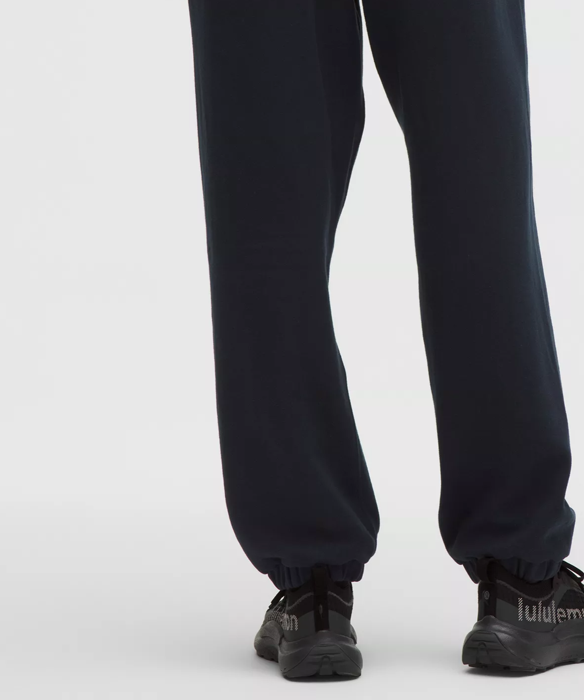 Scuba Mid-Rise Oversized Jogger