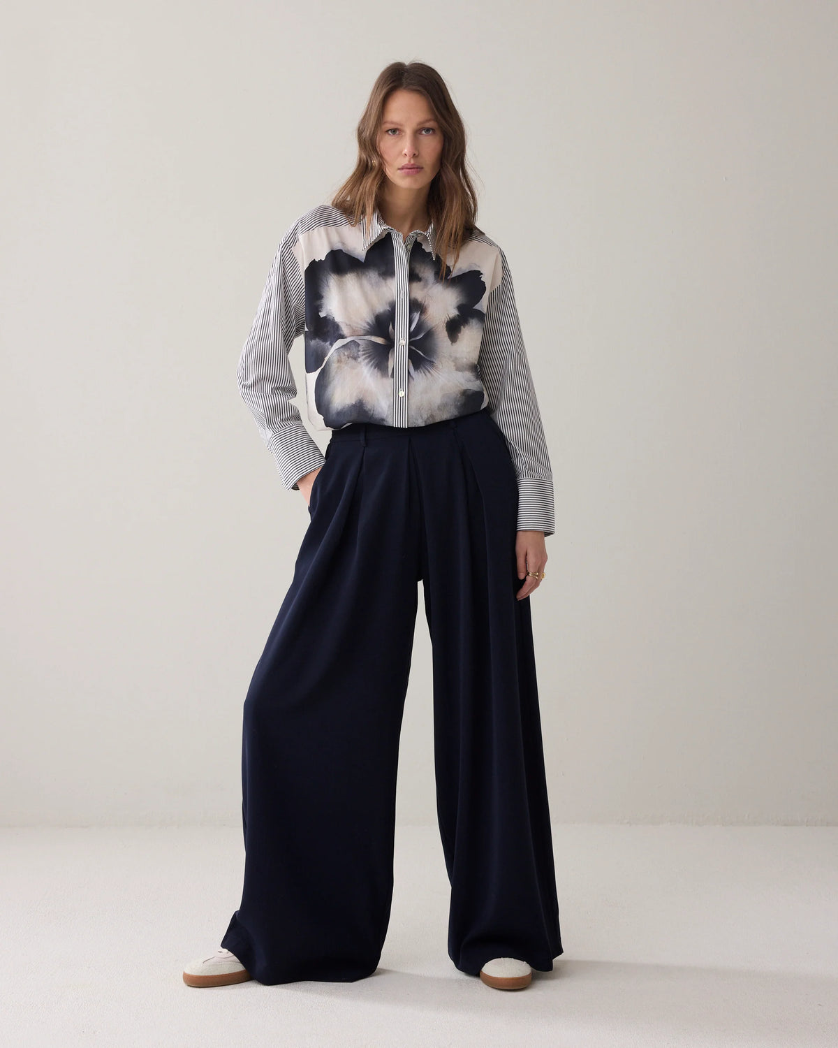 Smooth Fitting Trousers