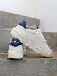 Sneakers Travis