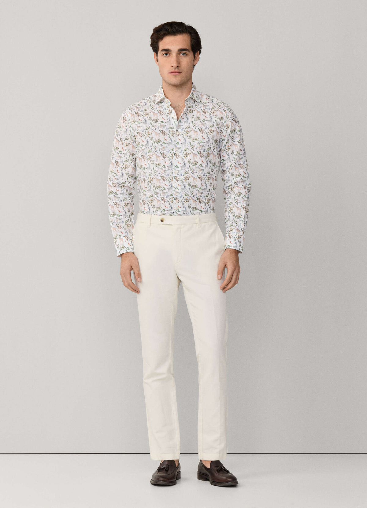 Tailored Fit Fauna Print Shirt